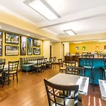 Comfort Suites Fresno River Park