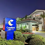 Comfort Suites Fresno River Park