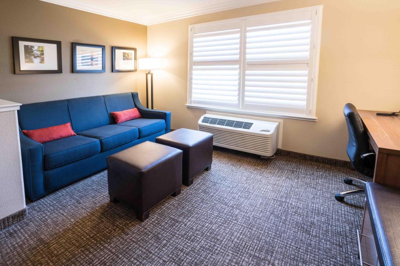 Hotel Comfort River Park