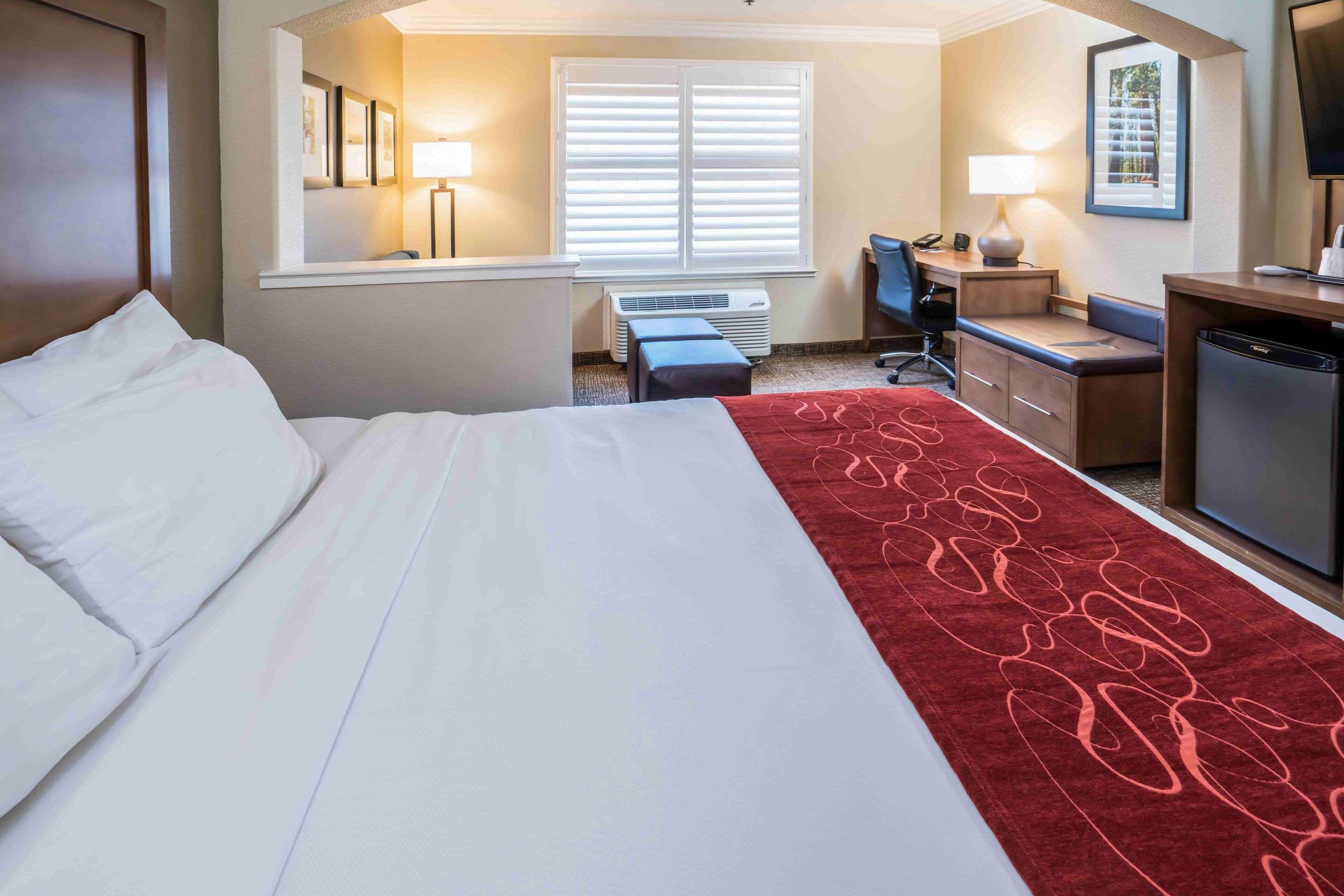 Comfort River Park Hotel