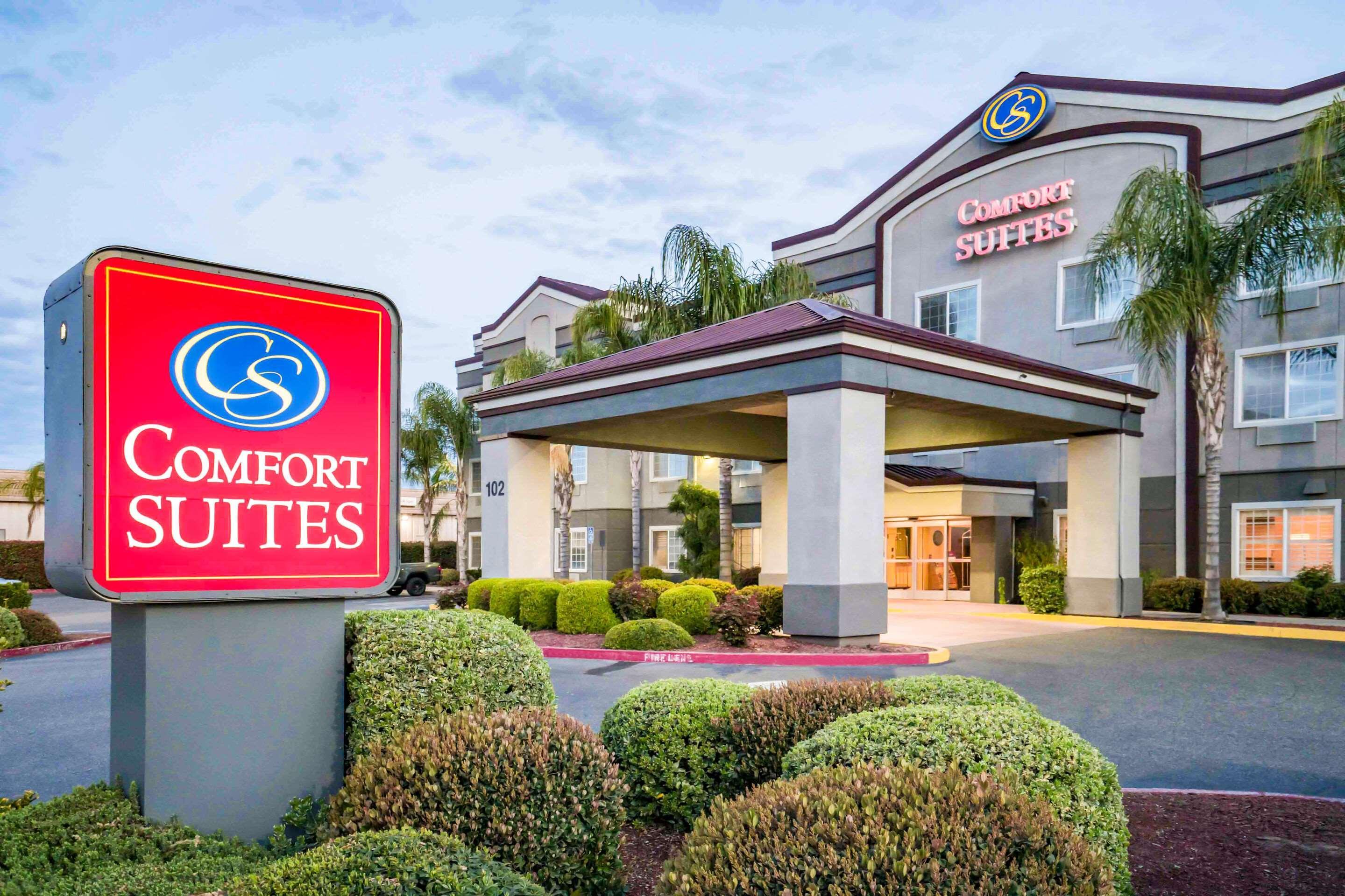 Comfort River Park Hotel