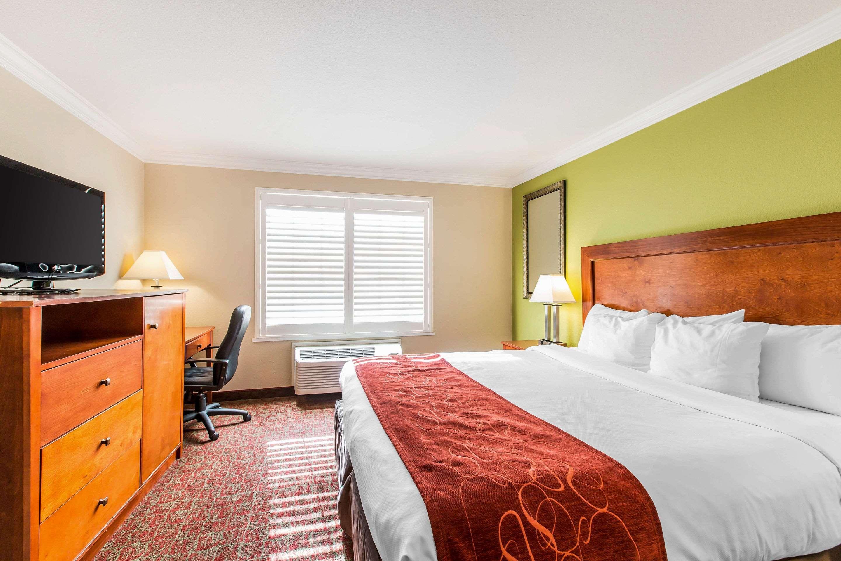 Comfort River Park Hotel 3*