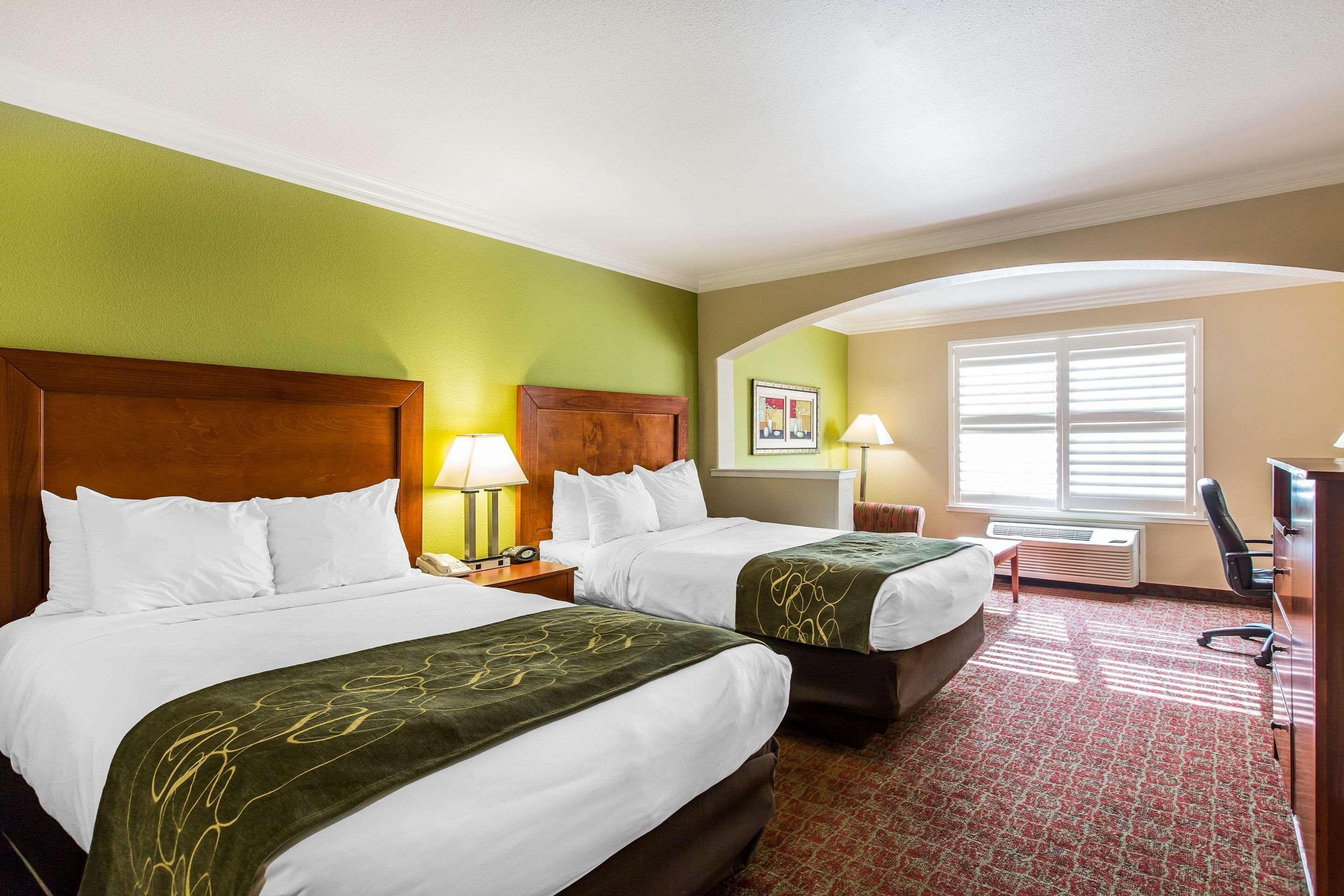 Comfort River Park Hotel 3*