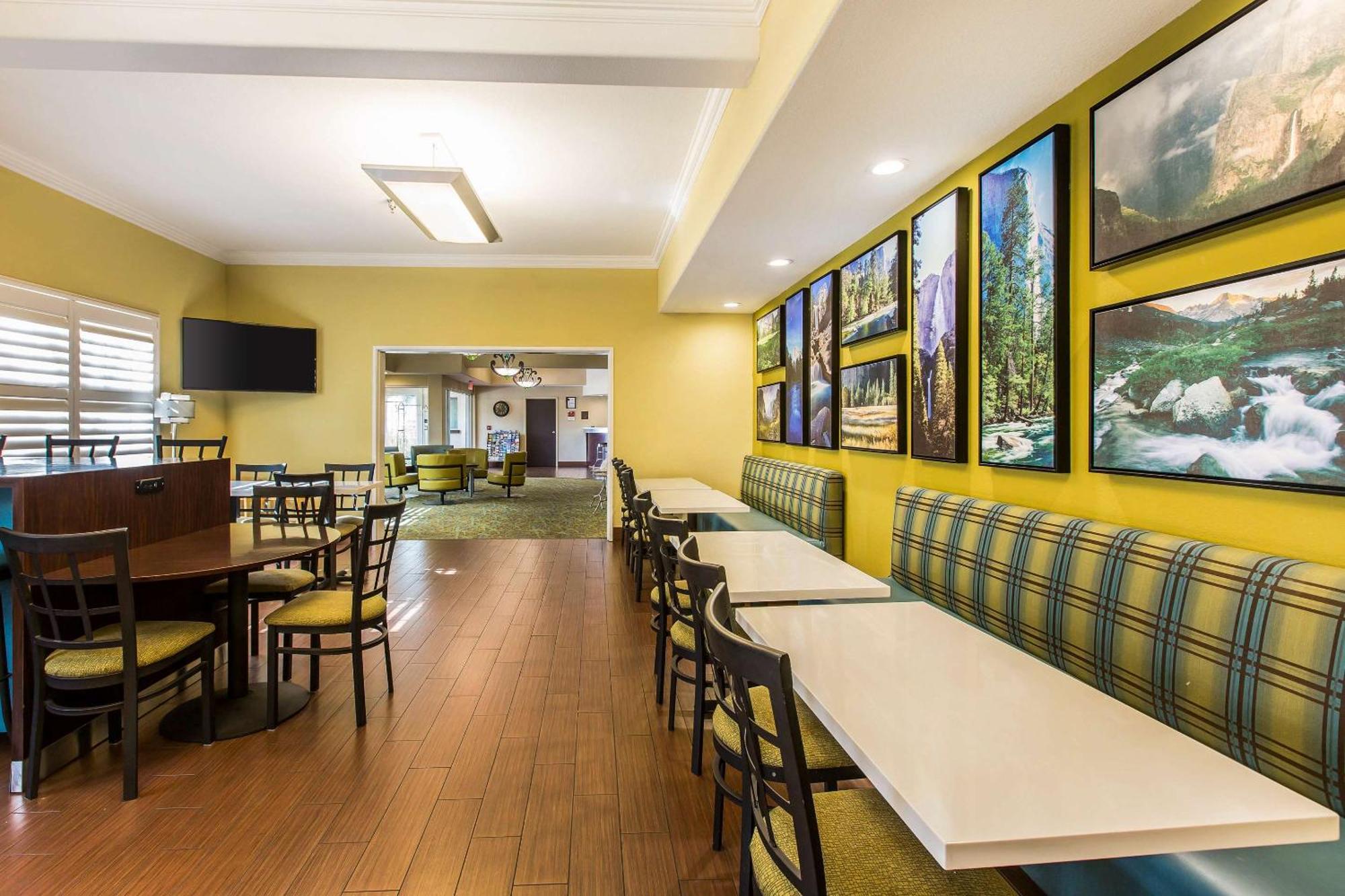 Comfort River Park Hotel