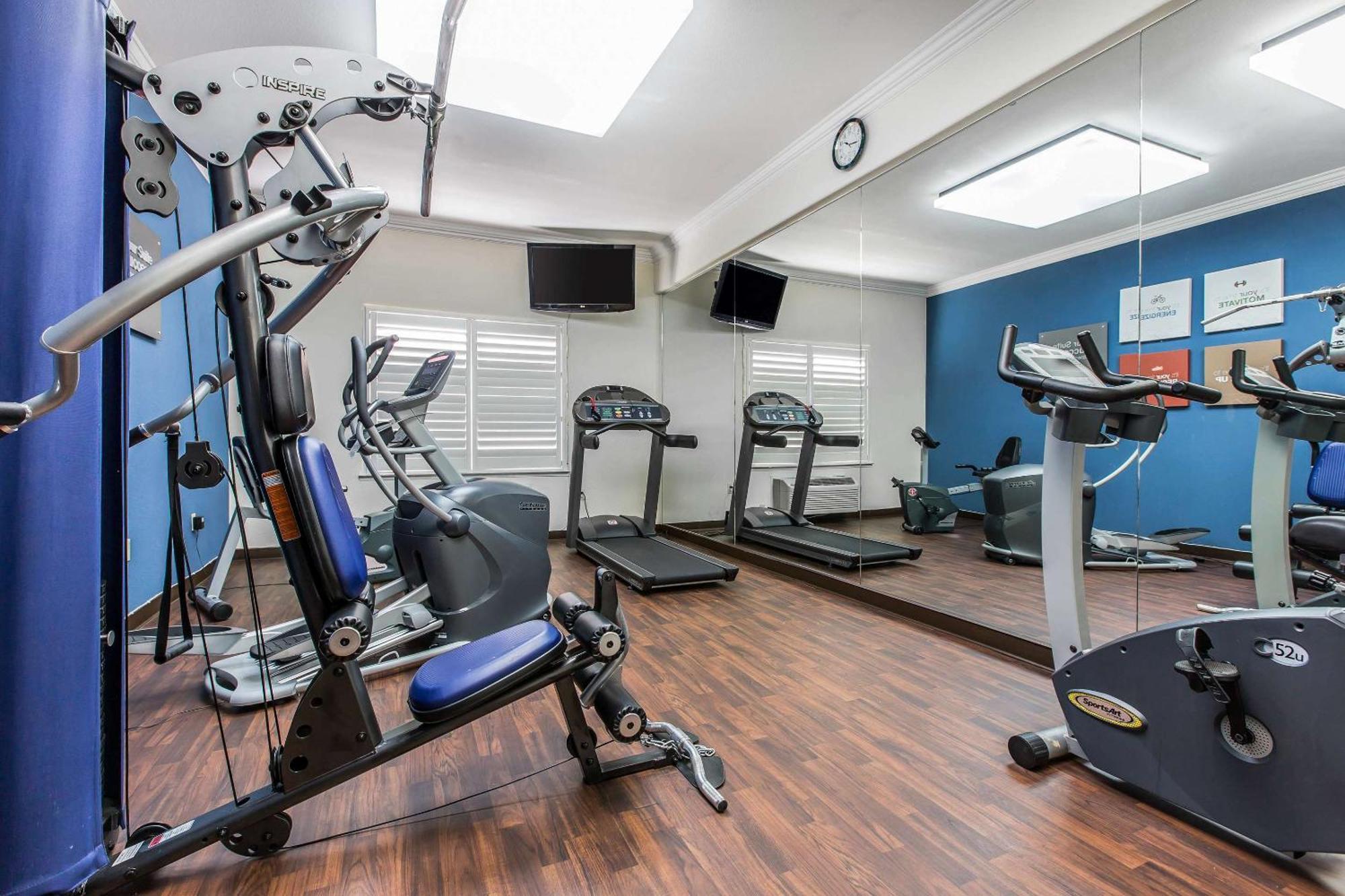 Hotel Comfort River Park 3*
