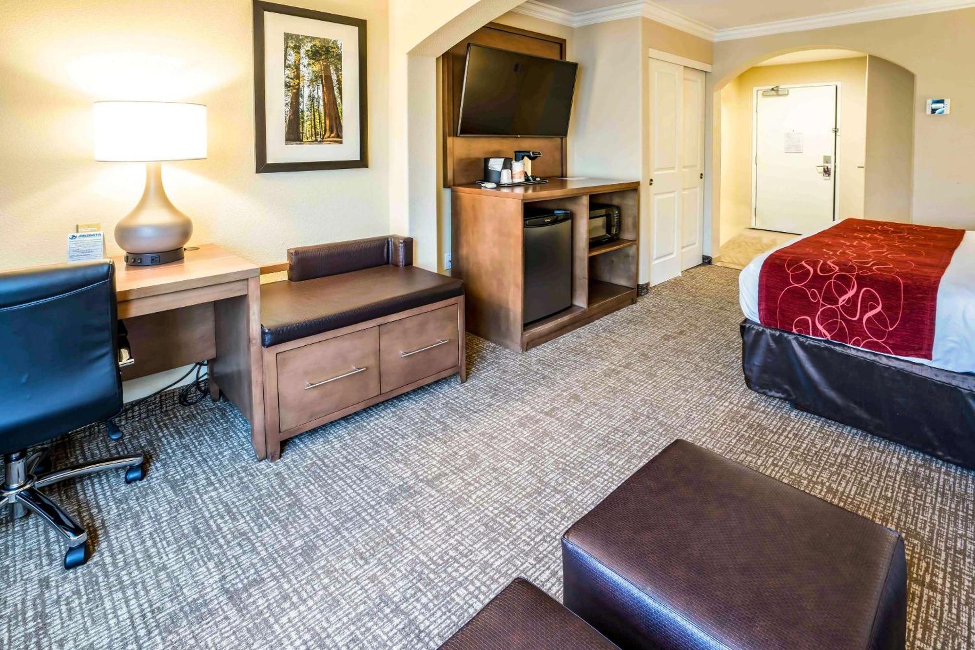 Hotel Comfort River Park