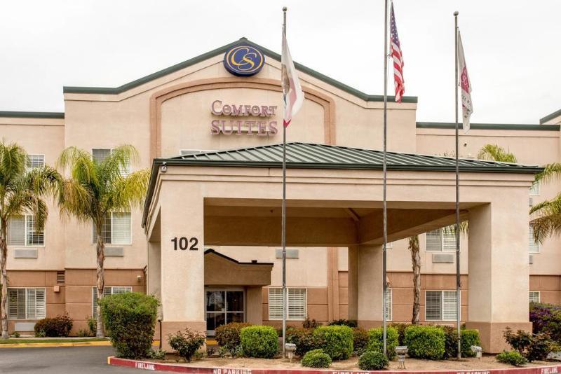 Hotel Comfort River Park Fresno